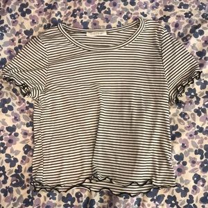 black and white striped short sleeve tee